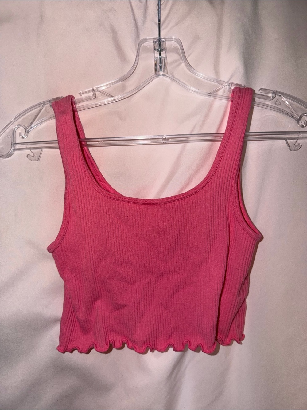 Aeropostale Ribbed Pink Lettuce-Hem Crop Tank